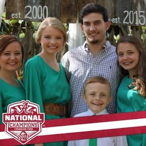 Meet your Posher, Devin